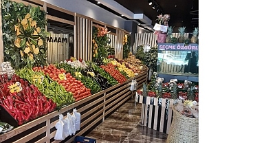 İnegöl Belediyesi Zabıtası’ndan Manav Denetimi