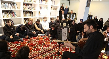 Kartepe’de Aşık Veysel Unutulmadı