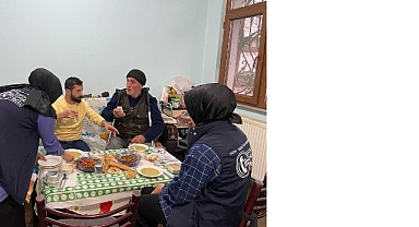 Kartepeli büyükler başımızın baştacı