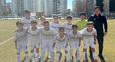 Kemerli gençler bir puanı 3 golle aldı