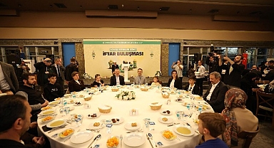 Kocaeli protokolü yetimlerle iftarda buluştu