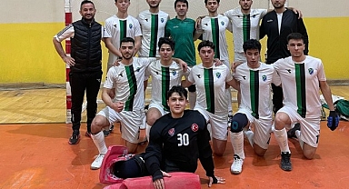 Kupayı başkan kocaman'a getirdiler