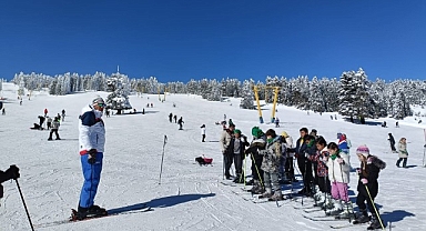 Osmangazili çocukların kayak yapma mutluluğu