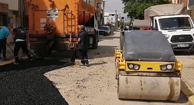 Ataevler’de Asfalt Yama Çalışmaları Aralıksız Sürüyor