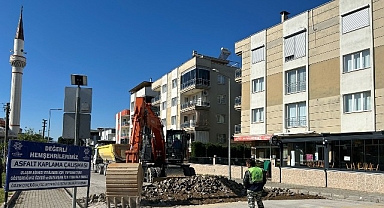 Başkan Çerçioğlu, Efeler’in yollarını yenilemeyi sürdürüyor