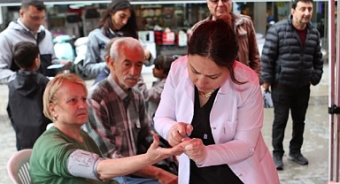 Bayraklı’da Sağlık Haftası etkinlikleri ilgi gördü