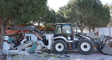 burhaniye’de kaçak yapılara geçit yok