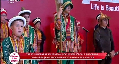 Cumhurbaşkanı Erdoğan Kartepe Belediyesi Çocuk Mehter Takımı’nı İlgiyle İzledi