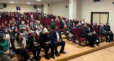 Gölcük’te kanser ve sağlık okuryazarlığı eğitimi düzenlendi
