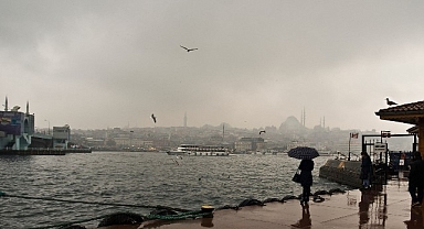 İstanbul’da pazar gününden itibaren sıcaklık 8 derece birden düşecek