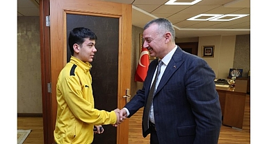 Kocaelisporlu Efe Kartal'dan Büyükakın'a ziyaret