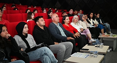 Kurs öğrencilerine seminer
