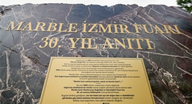 Marble İzmir’in 30’uncu yılına özel anıt Kültürpark’ta açıldı
