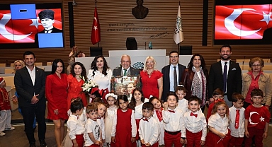 Miniklerin 23 Nisan coşkusu