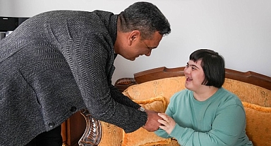 Özel Bireylere Doğum Günü Sürprizi
