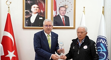 Rektör Prof. Dr. Budak, “Sporun ve sporcunun her daim yanındayız”