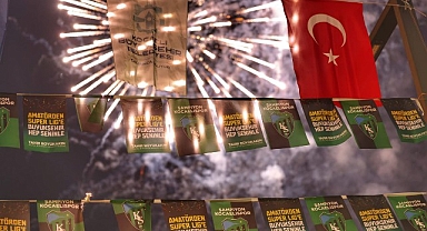 Şampiyonluk gecesinde coşku hiç dinmedi