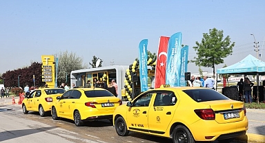 Üçevler’de modern taksi durağı hizmete açıldı