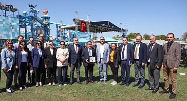 Başkan Muhittin Böcek: “6. yılımızda 24’üncü çevre ödülümüzü aldık”