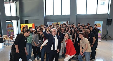 Başkan Şadi Özdemir Gençlik Bayramı’nda gençlerle buluştu