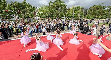 Bayraklı’da gençler Gençlik ve Spor Festivali’nde buluştu