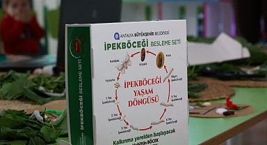 Büyükşehir çocukları ipekböceği ile tanıştırıyor