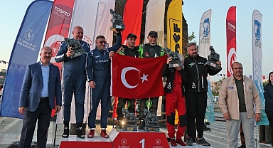 Çanakkale'de Baja Troia'da Rüzgarı Esti
