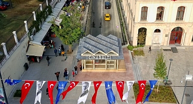Görkemli Günlerine Döndü
