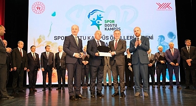 İKÇÜ’ye “Spor Dostu Kampüs” Ödülü