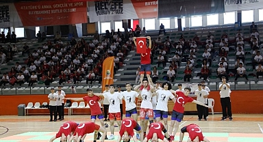 İnegöl’de 19 Mayıs Coşkuyla Kutlandı