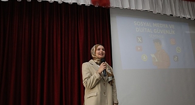 İnegöl’deki öğrencilere “Dijital Güvenlik” semineri