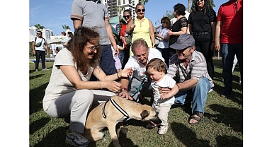 Karşıyaka’da can dostlarla yaza merhaba!