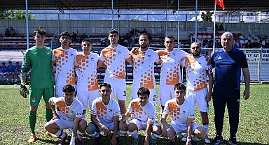 Kemer Belediye Merkez Spor evinde berabere kaldı
