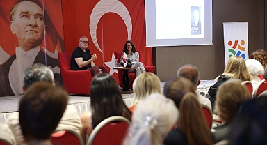Levent Üzümcü, Çeşme’de ‘sanat ve yaşam’ üzerine konuştu