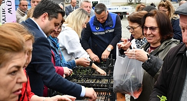 Lüleburgaz Belediyesi'nden vatandaşlara 20 bin adet fide