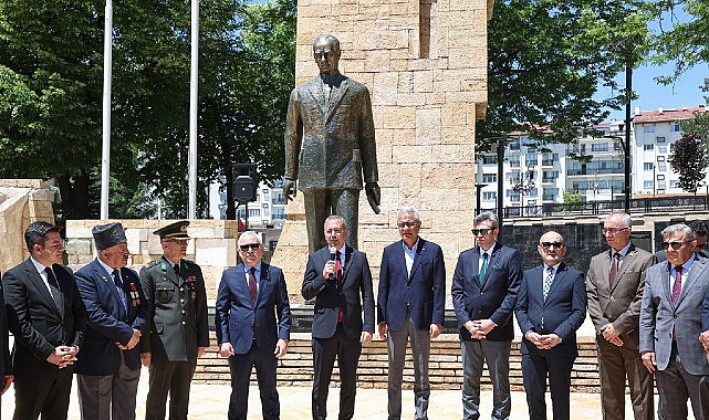 Atatürk Anıtı'nın Çevre Düzenlemesi Tamamlandı...