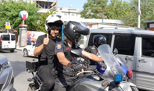 Bağcılar Belediyesi YKS'ye giren öğrencilerin yardımına koştu