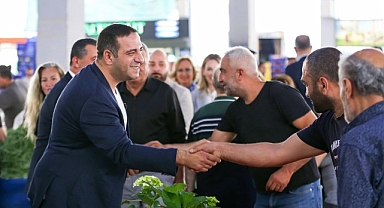 Başkan Erman Uzun’dan bayram öncesi pazaryeri ziyareti
