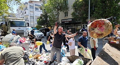 Başkan Görkem Duman vatandaşlarla çöp topladı