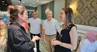 Başkan Mutlu esnafla bayramlaştı