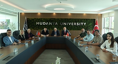 Başkan Şadi Özdemir özel eğitim kurumları temsilcileri ile buluştu