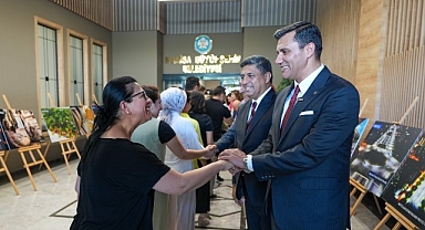 Başkan Zeyrek, Belediye Çalışanlarıyla Bayramlaştı