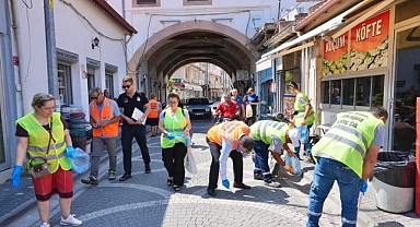 Burhaniye Belediyesi’nden temiz çevre için kararlı adım