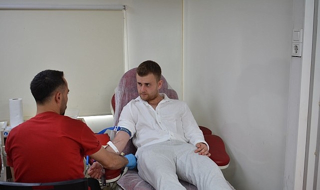 Ege Üniversitesinde Kan Bağışı Projesi: "Ege'ye Kan, Topluma Can"