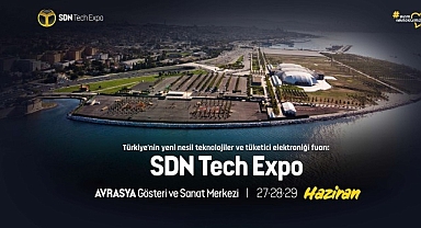 Enerji ve Tabii Kaynaklar Bakanı Bayraktar SDN Tech Expo Sahnesinde