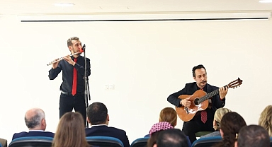 Gönüllü okuyucuların sesi, görme engellilere ışık oldu