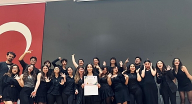 İsmail Baha Sürelsan Konservatuvarı Gençlik Korosu’na başarı ödülü