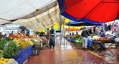 Kartepe’de Pazarlar Arefe Günü Kurulacak