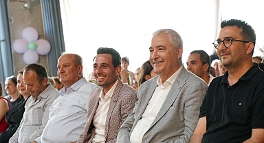 Kemalpaşa Belediyesi Gündüz Bakımevlerinde Yıl Sonu Coşkusu