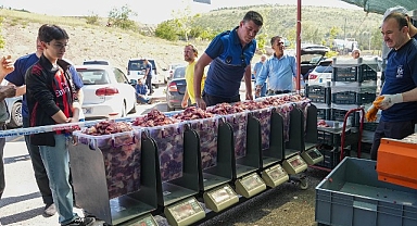 Kurban Kesim Alanlarında Hummalı Temizlik Çalışması